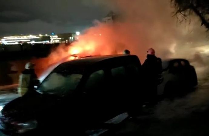 Zeytinburnu’nda doğalgaz borusu patladı