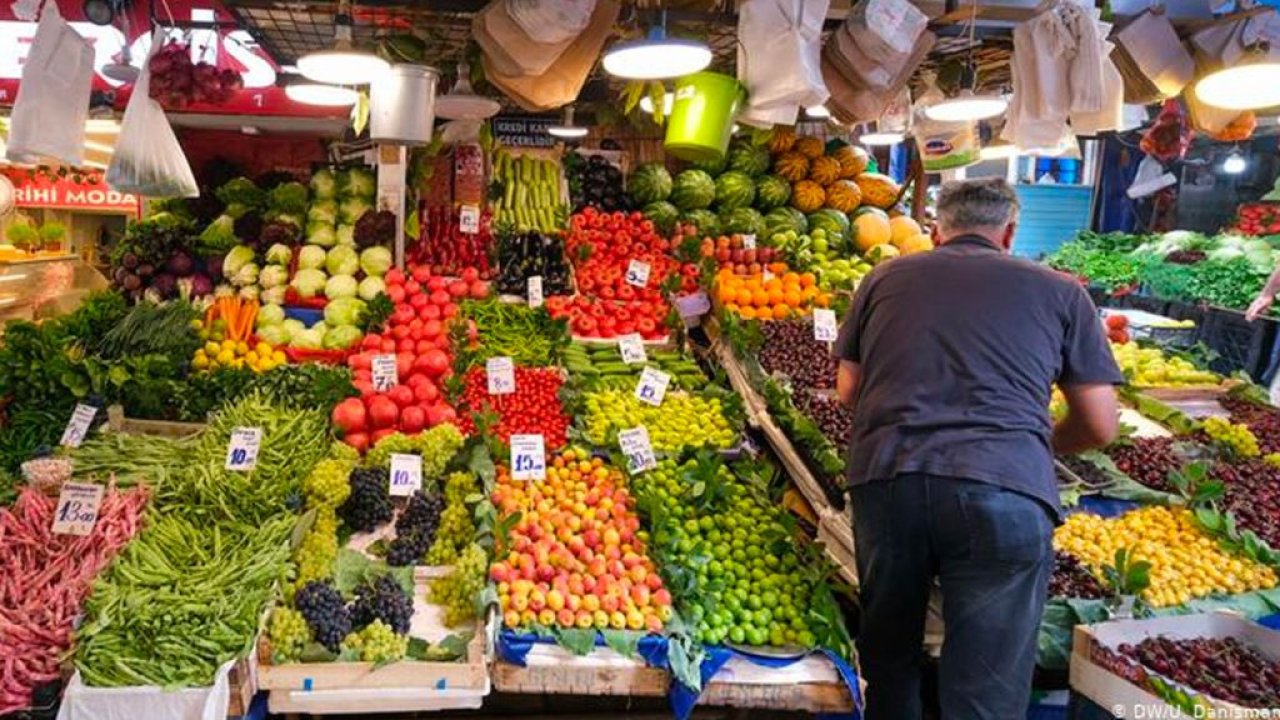 Reuters anketi: Ocak ayı enflasyonu yüzde 53,5'a gerileyecek, aylık enflasyon ise yüzde 3,8 olacak