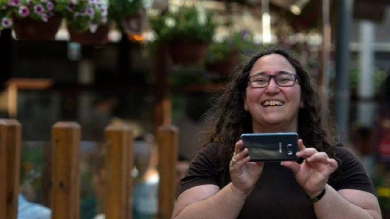 Belgesel yönetmeni Sibel Tekin hakkında tahliye kararı verildi