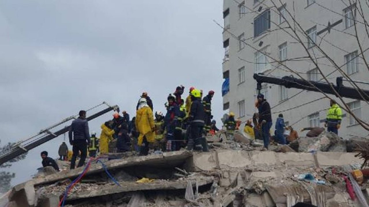 Deprem bölgesinde ilan edilen OHAL ne sağlayacak?