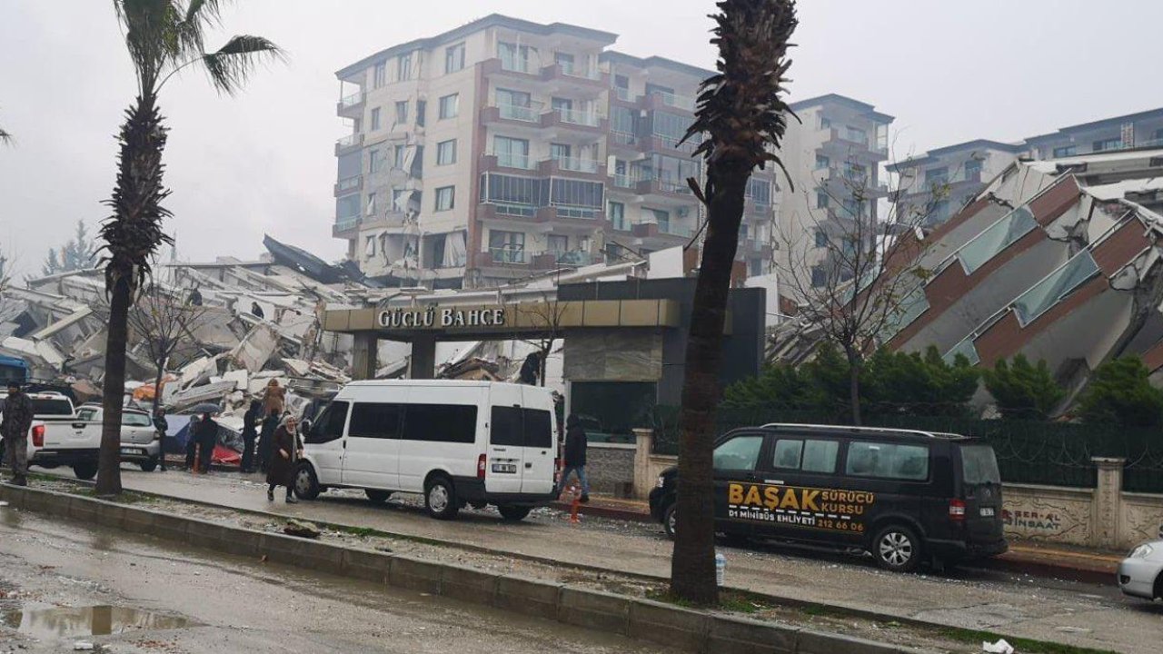Altaş'ın yaptırdığı Güçlü Bahçe yıkıldı: Açılışa AKP Hatay milletvekili Sabahat Özgürsoy Çelik katılmıştı