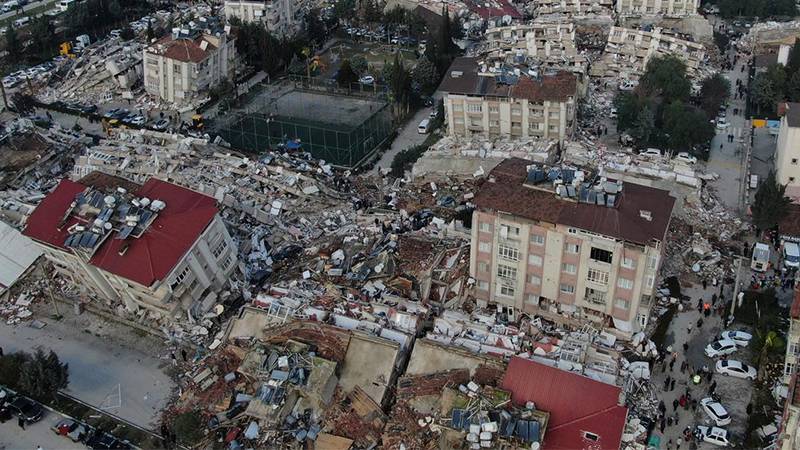 Prof. Dr. Naci Görür: İstanbul uzatmaları oynuyor