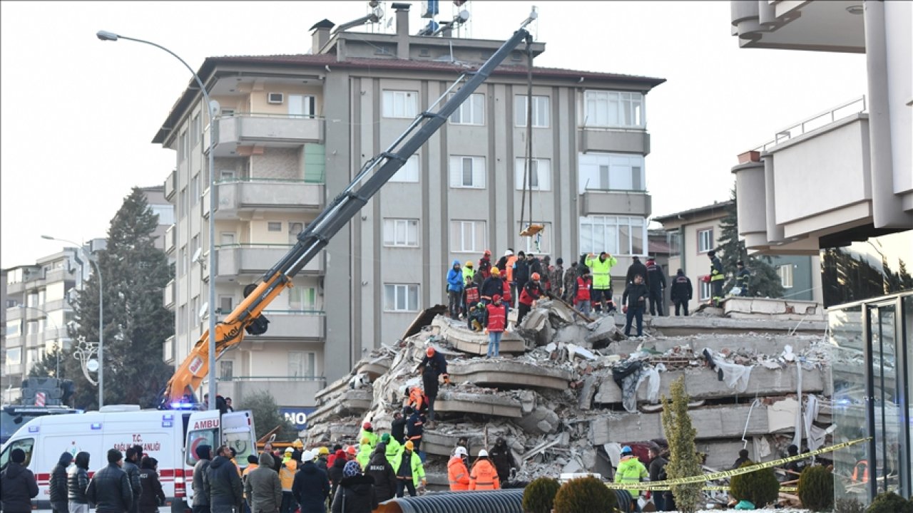 Gaziantep'te müteahhit İbrahim Uncuoğlu gözaltına alındı