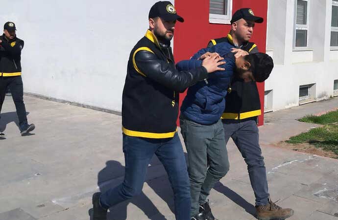 Deprem bölgesinde hırsızlık yapan 32 kişi tutuklandı