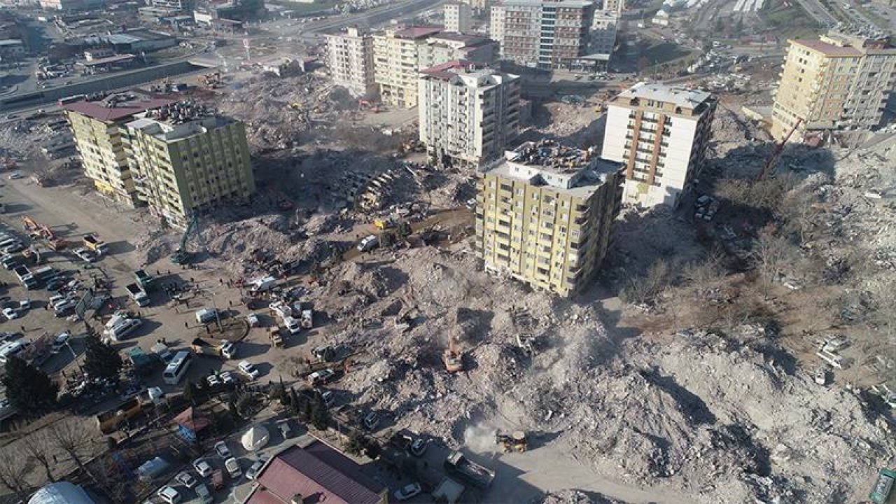 Ebrar Sitesi'nden can kaybı 250'yi aştı