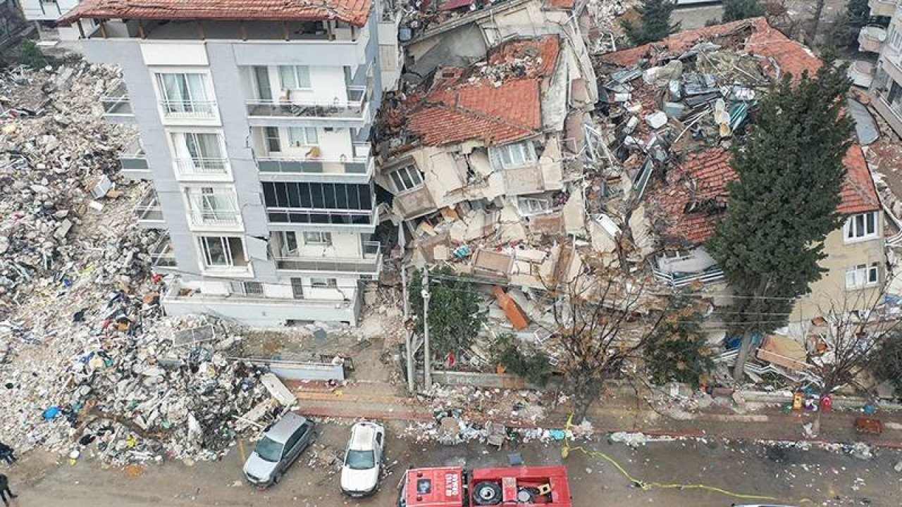 Bakan Koca: Hatay’da şebeke suyu, içme suyu olarak kullanılmaya şu aşamada elverişli değildir