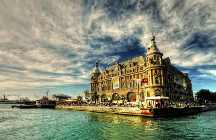 TCDD tarihi gar için ihale açılacağını söylemişti! Ekrem İmamoğlu’dan ihale açıklaması