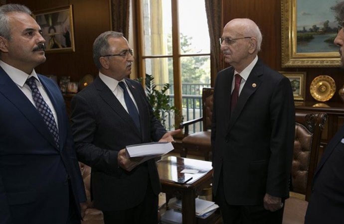 İki yıl önce Meclis’e sunulan FETÖ raporu kayboldu