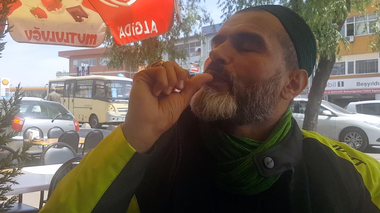 Böyle buyurdu gerici: Sokakta sigara içen kadın...