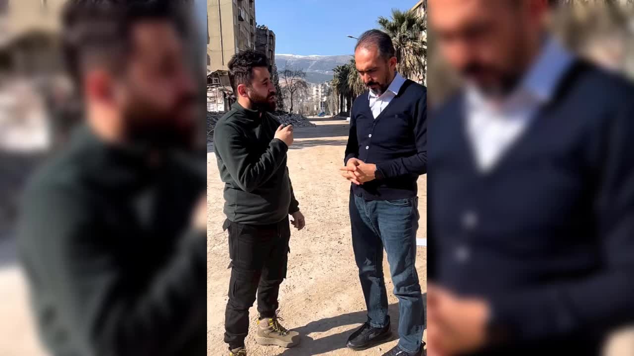 AKP'li vekil Özdemir, enkaz önünde konuştu: Mevzuatta esneklik yapmamak lazımmış