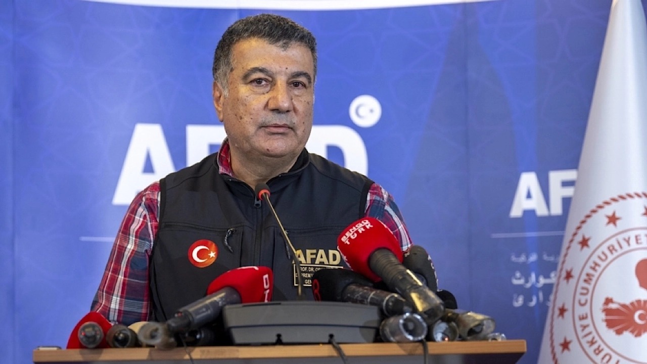 AFAD Deprem ve Risk Azaltma Genel Müdürü Tatar: Artçılarda azalma görmüyoruz, 3 dakikada bir yaşanıyor