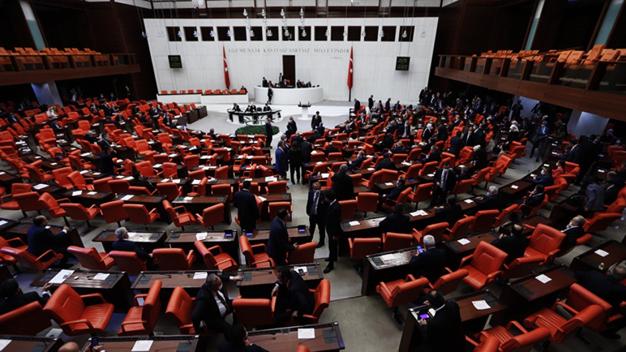 Meclis Genel Kurulu'nda EYT teklifinin görüşmeleri başladı