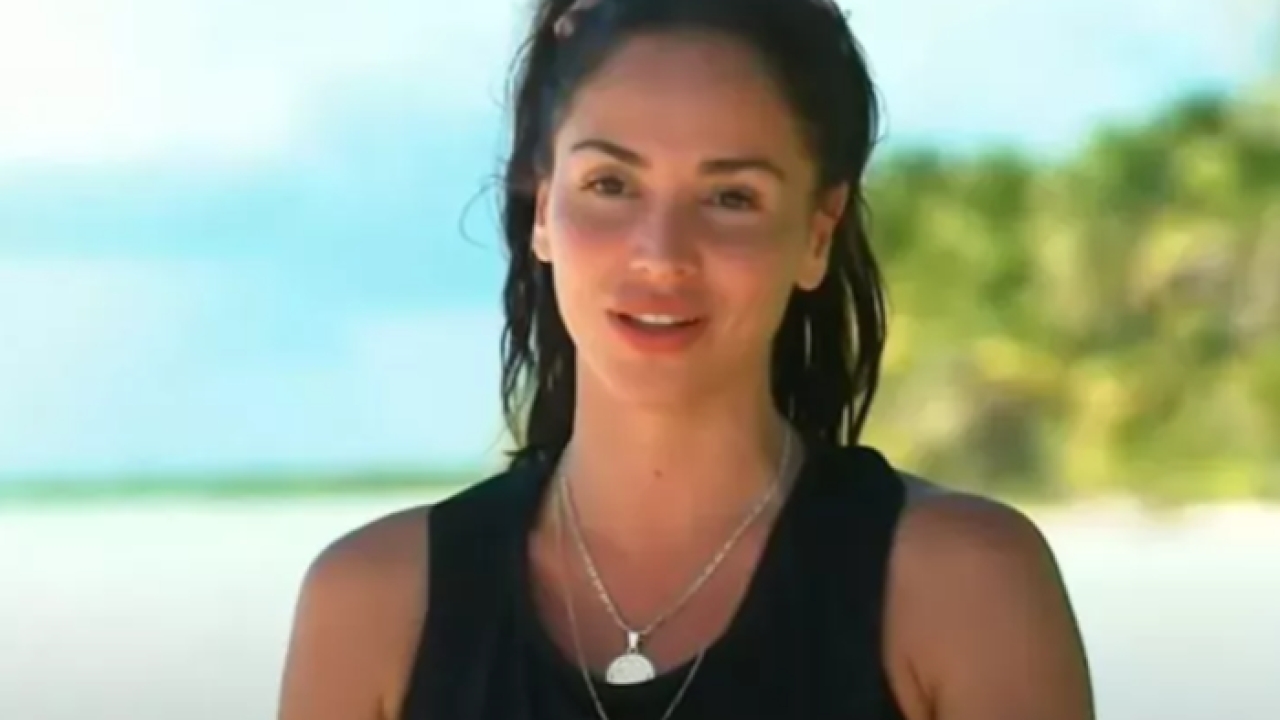 Survivor Berna Keklikler'in bikinili pozu takipçilerini ikiye böldü! 'Ne çabuk normalleştiniz'