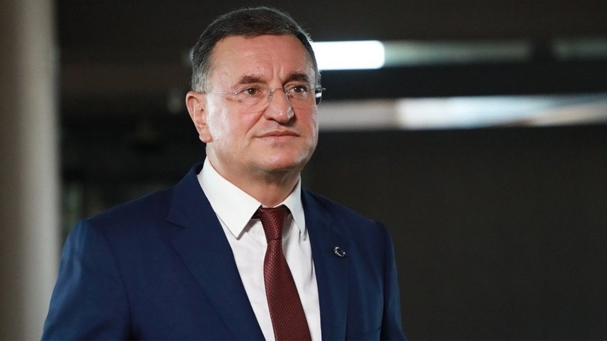 Lütfü Savaş'tan içme suyu açıklaması: Analiz sonuçları çıkana kadar içmeyin