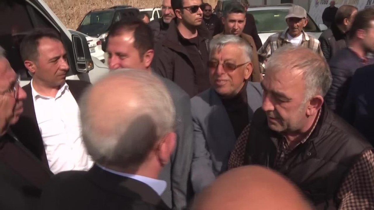 Kılıçdaroğlu, CHP Kadın Kolları'nın Kahramanmaraş'ta Kurduğu 'Yaşamhak Konteynerkenti'nde: