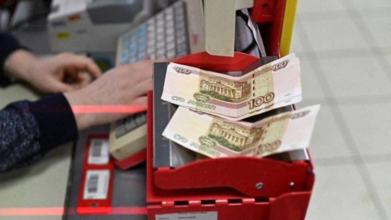 Rusya'da yıllık enflasyon yüzde 11'e geriledi