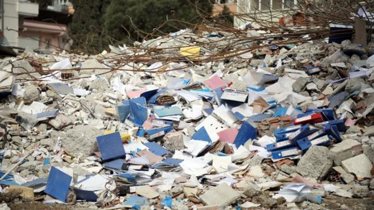 Avukatın 22 günlük nöbeti sonuç verdi, enkazdaki belgeler korumaya alındı