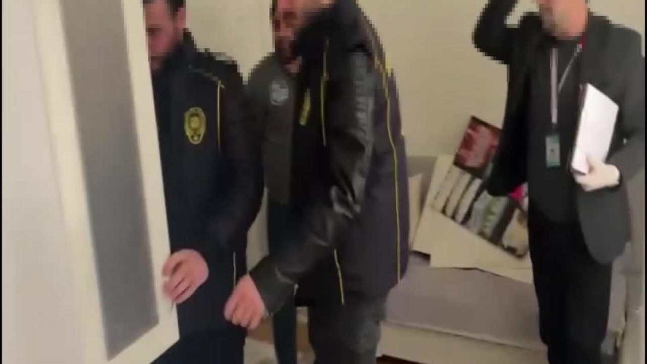 Bağcılar'da, 40 Bin Liraya Anlaştığı Kişinin Dişlerine Zarar Veren Sahte Diş Doktoru Yakalandı