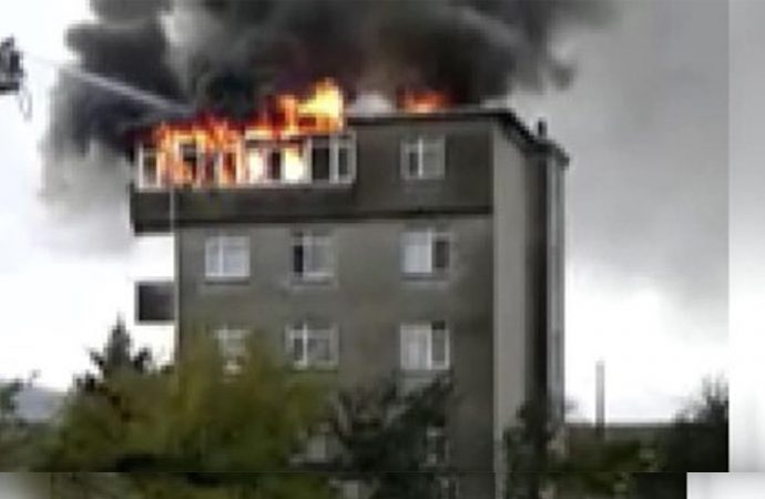 İstanbul Tuzla’da 5 katlı bina böyle yandı