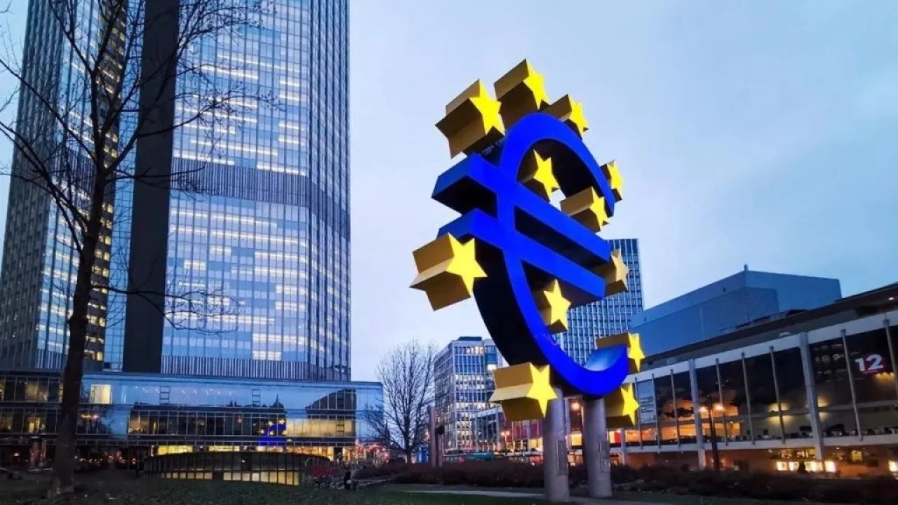 Avrupa Merkez Bankası'ndan 50 baz puanlık faiz artırımı