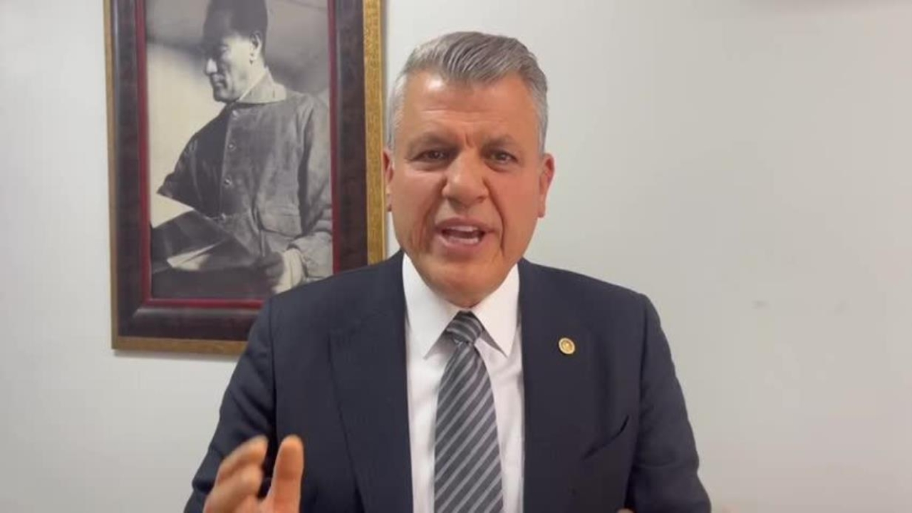 Ayhan Barut, 'Sel Bir Taraftan 15 Canımızı Aldı Ama, Diğer Taraftan Toprak Suya Kavuştu' Diyen Bakan Kirişçi'y