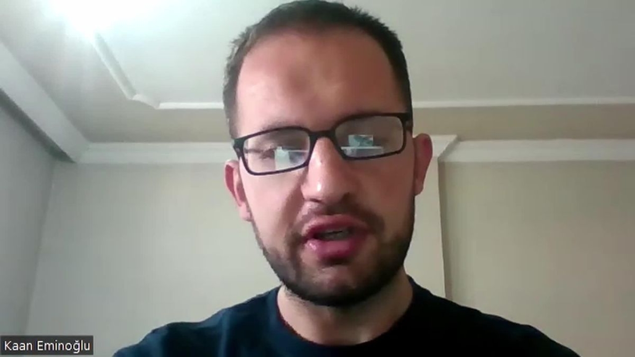 PTT'nin Kargo Zammına Karşı 'İtiraz Ediyoruz' Bildirisine Öncülük Eden Şair Eminoğlu: