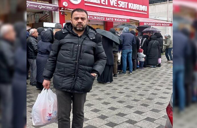 Et almak için bir günlük mesai süresi tüketiyorlar! KUYRUK GECE YARISI BAŞLIYOR