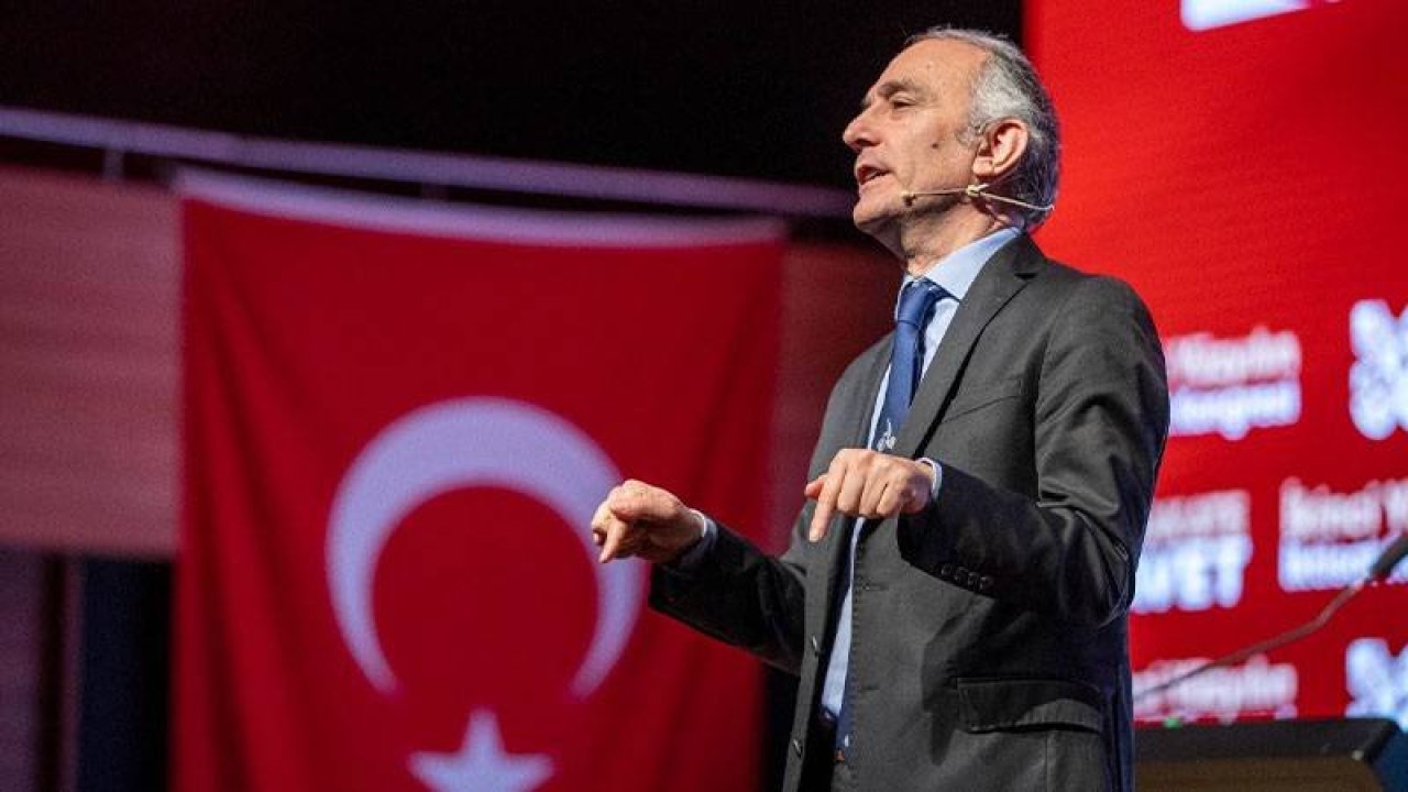 Emin Çapa: Bilime sahip çıkmazsanız yolunuzu kaybedersiniz; karanlık, hurafe, batıl sizi yer yutar