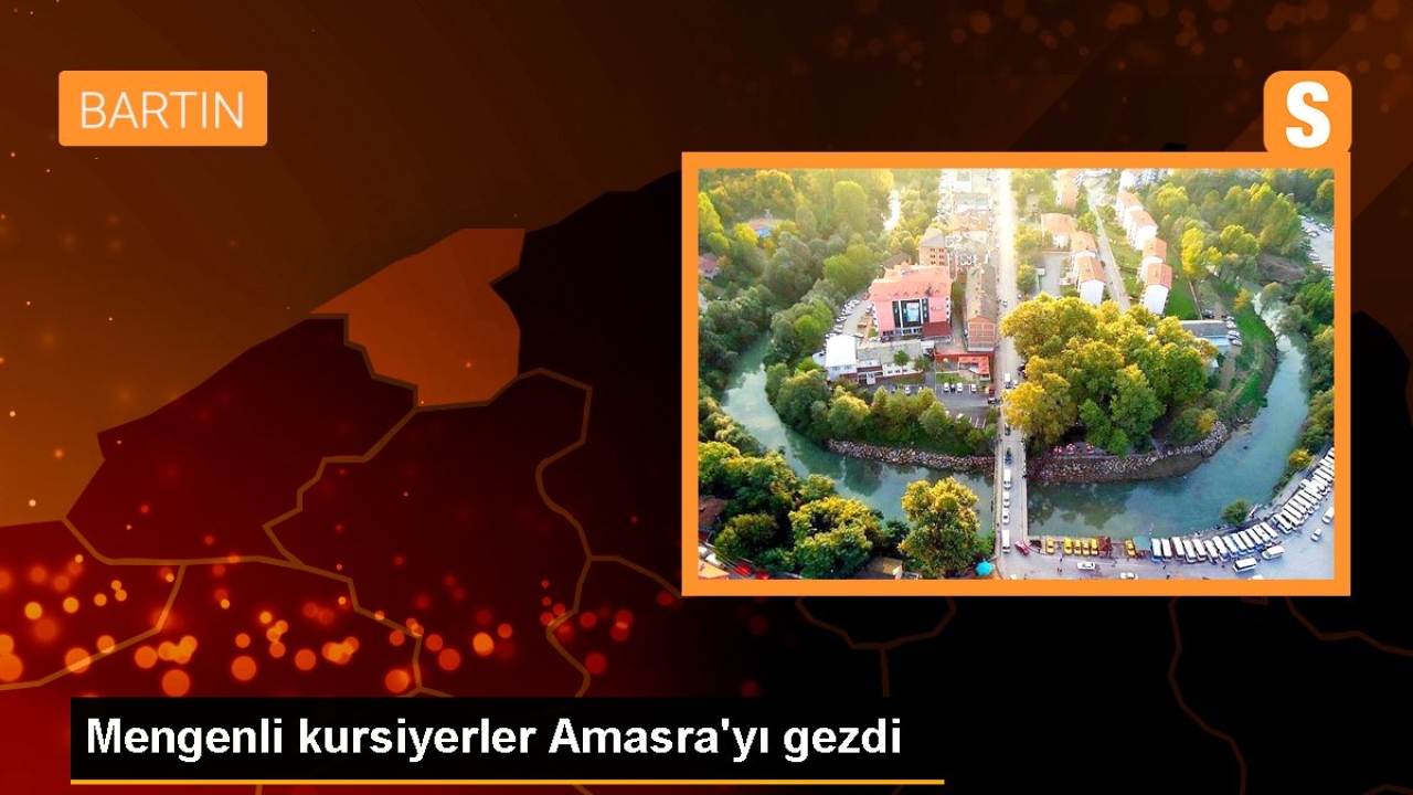 Mengenli kursiyerler Amasra'yı gezdi