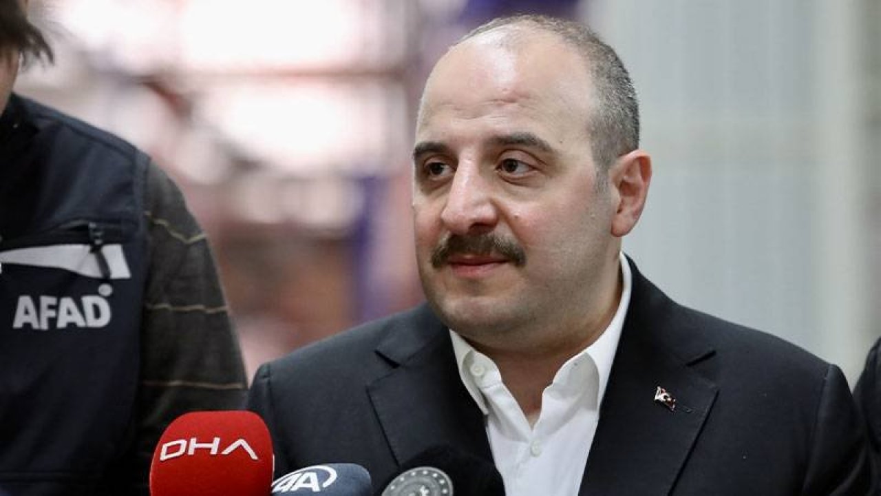 Bakan Varank: İlk günden itibaren sahada bütün imkanlar seferber edildi, gündemimiz bütün deprem bölgesini aya