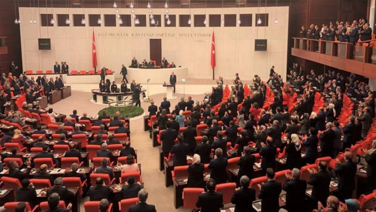 TBMM'de bu hafta en düşük emekli maaşı artışına yönelik kanun teklifi görüşülecek