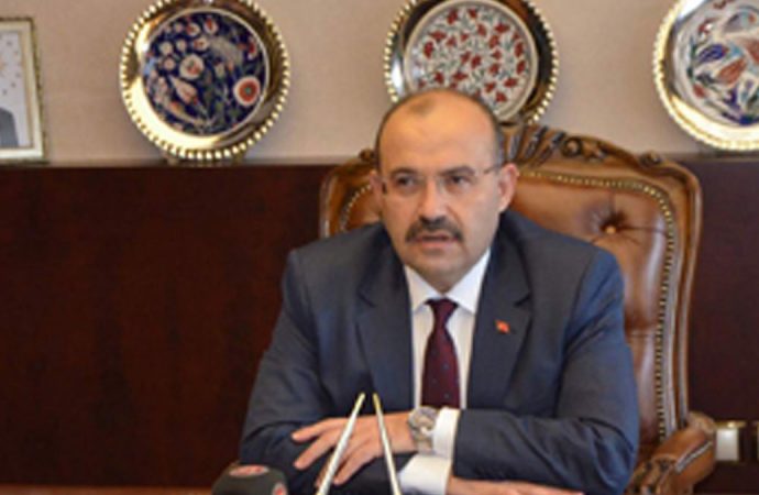 Trabzon Valisi'nden müdürlere sosyal medya talimatı: ‘Personelinizin hesabını takip edin’