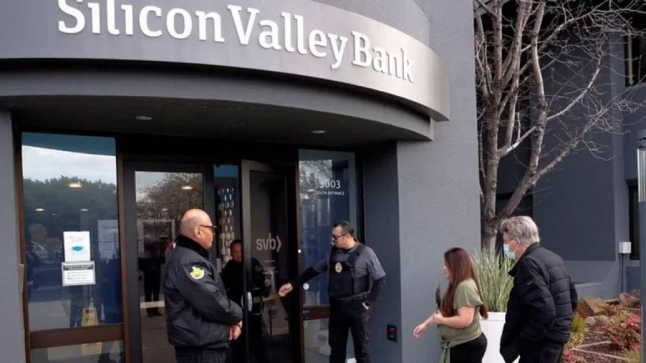 ABD'de iflas eden Silikon Vadisi Bankası, First Citizens Bank’e satıldı
