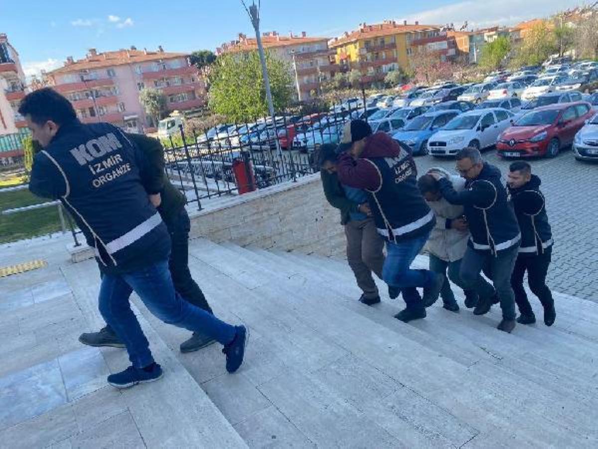 İzmir ve Manisa'daki 'Akbaba' operasyonunda 9 tutuklama