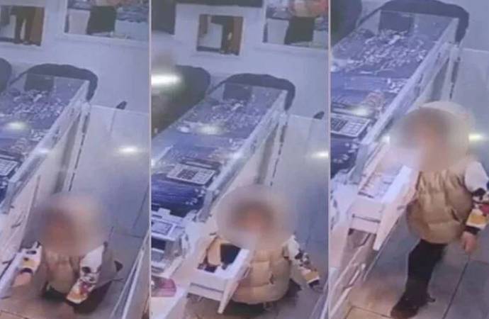 İki çocuk 4 milyon liralık altın çaldı