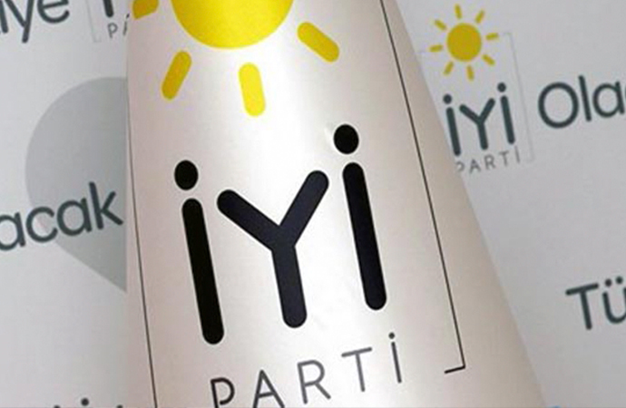 İyi Parti adayının konvoyuna saldırı!