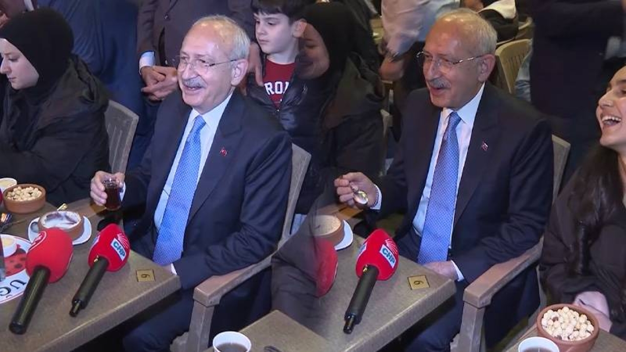 Kılıçdaroğlu ile öğrenciler arasında güldüren sütlaç diyaloğu: Şimdi Erdoğan 'Kılıçdaroğlu malı götürdü' diyec