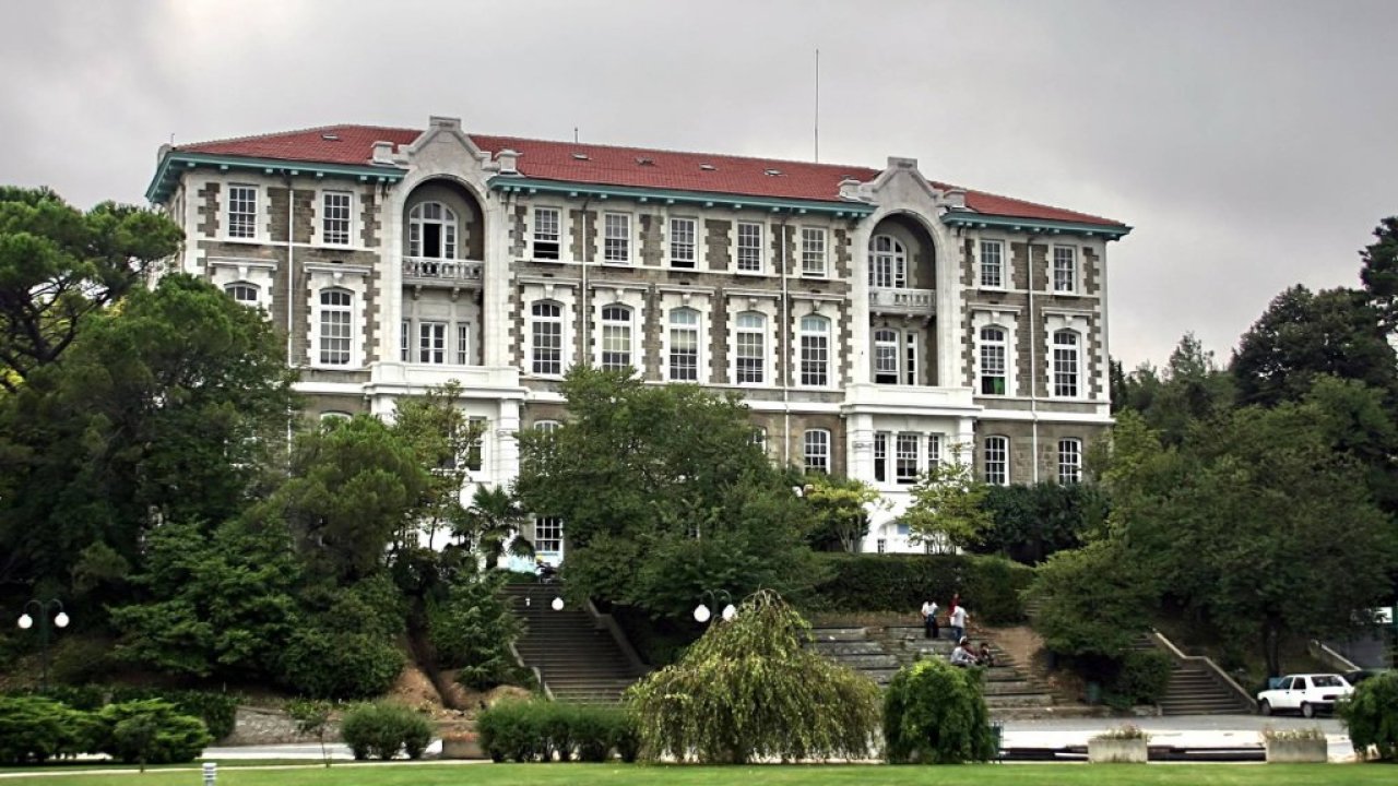 Boğaziçi Üniversitesi, akademisyenlerin haberleşme platformunu kapattı