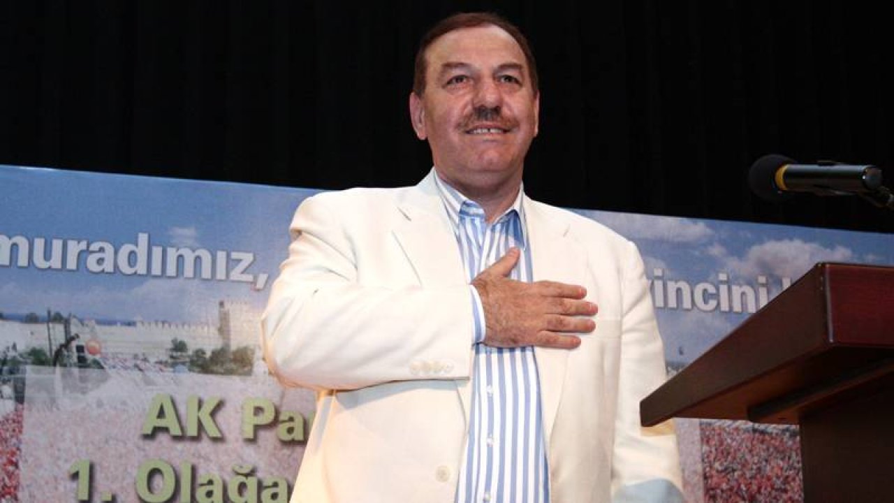 AKParti'li Esenyurt Belediye Başkanı Necmi Kadıoğlu istifa etti