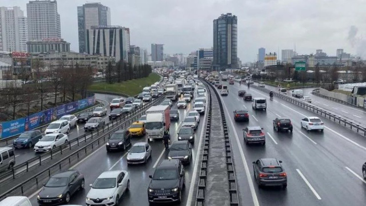 İstanbul'da trafik yoğunluğu yüzde 85'e ulaştı