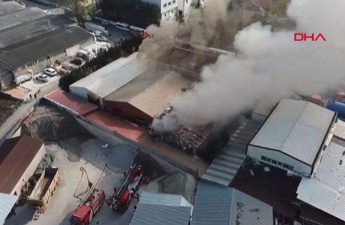 Tuzla’da fabrika yangını
