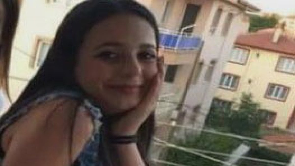 Şüpheli ölüm: Genç kız evde ölü bulundu