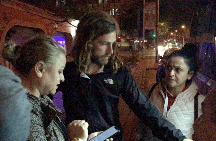 Dünya turuna çıkan bisikletli turist Edirne’de taşlandı