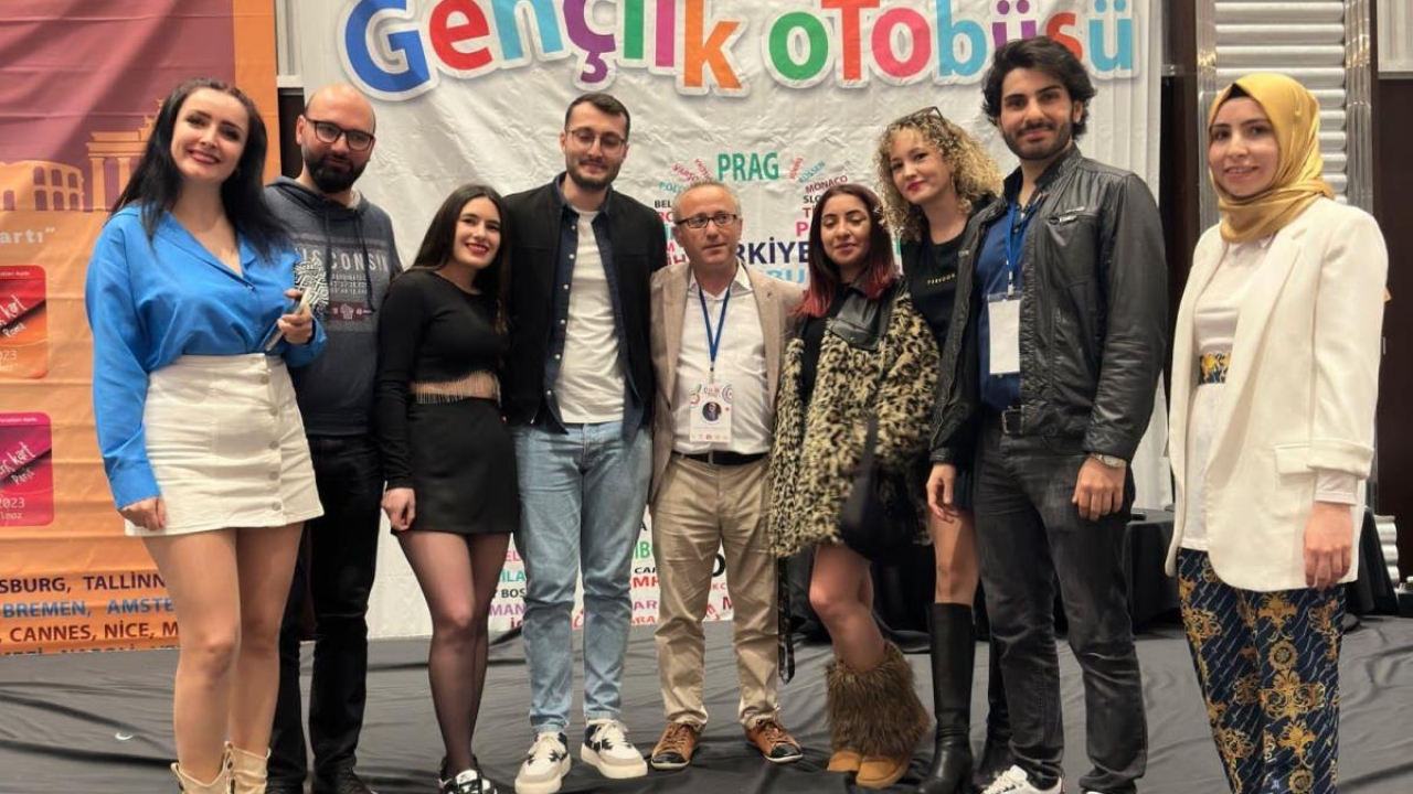 550 Genç Türkiye Gençlik Buluşması için Pullman İstanbul Hotel'de bir araya geldi.