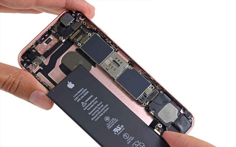 Apple pil sorunu yüzünden davalık oldu