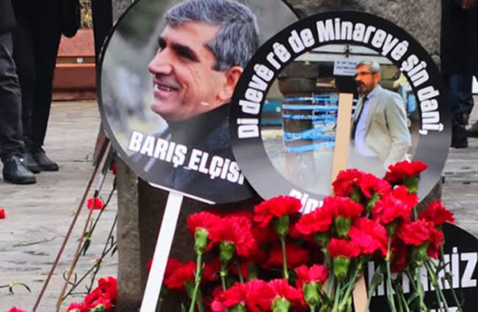 'Sen gittin gideli, içimizde yıkılmış bir şehir uyur' Tahir Elçi, katledildiği yerde anıldı...