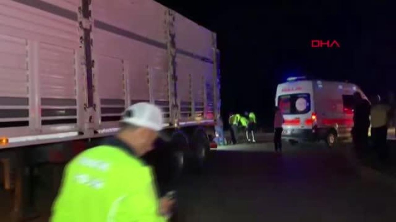 Adana'da TIR'a arkadan çarpan motosiklet sürücüsü hayatını kaybetti