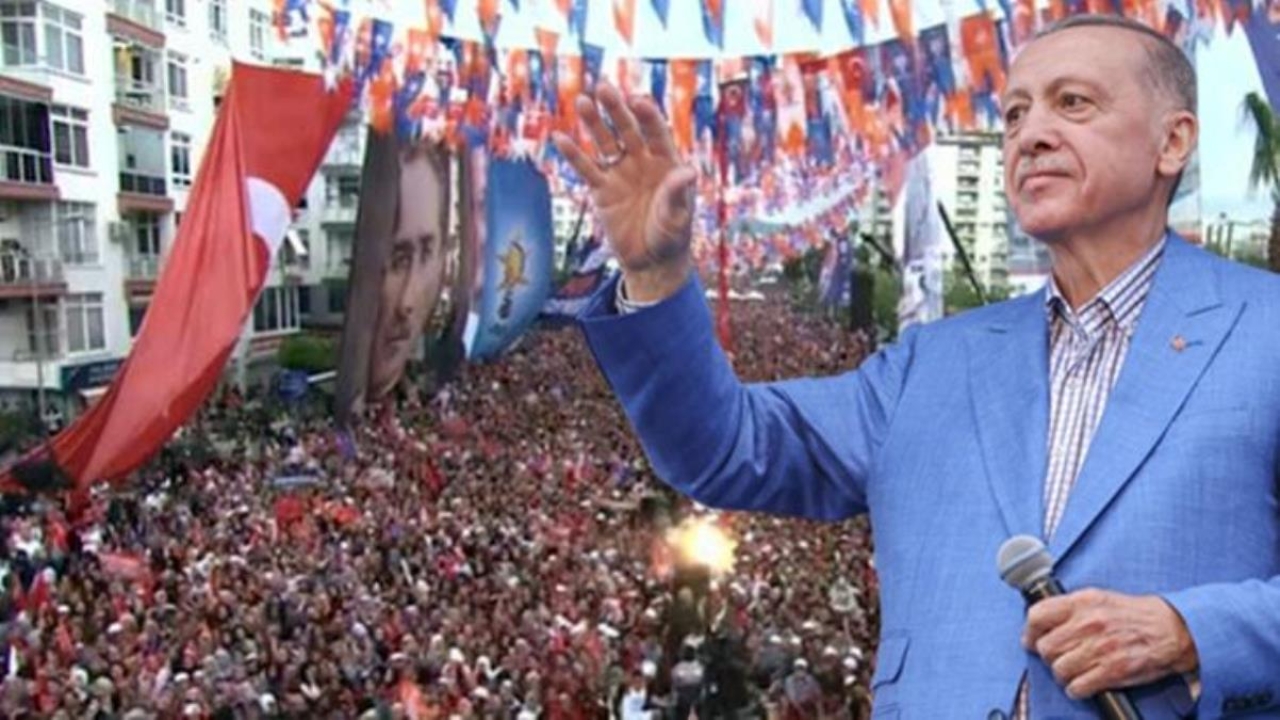 Cumhurbaşkanı Erdoğan'dan Mersin Mitingi'ndeki kalabalıkla ilgili: Burada 80 bin kişi var, demek ki gümbür güm