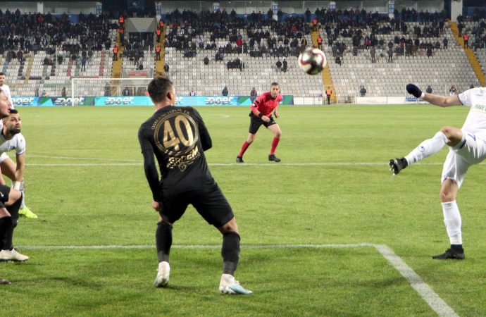 Erzurum’da Osmanlıspor’a soğuk duş!