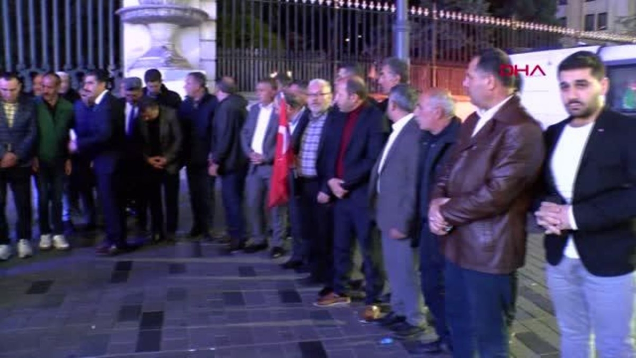 Erzurumlular Ekrem İmamoğlu'nun konuşması sırasında yaşanan olayla ilgili açıklama yaptı